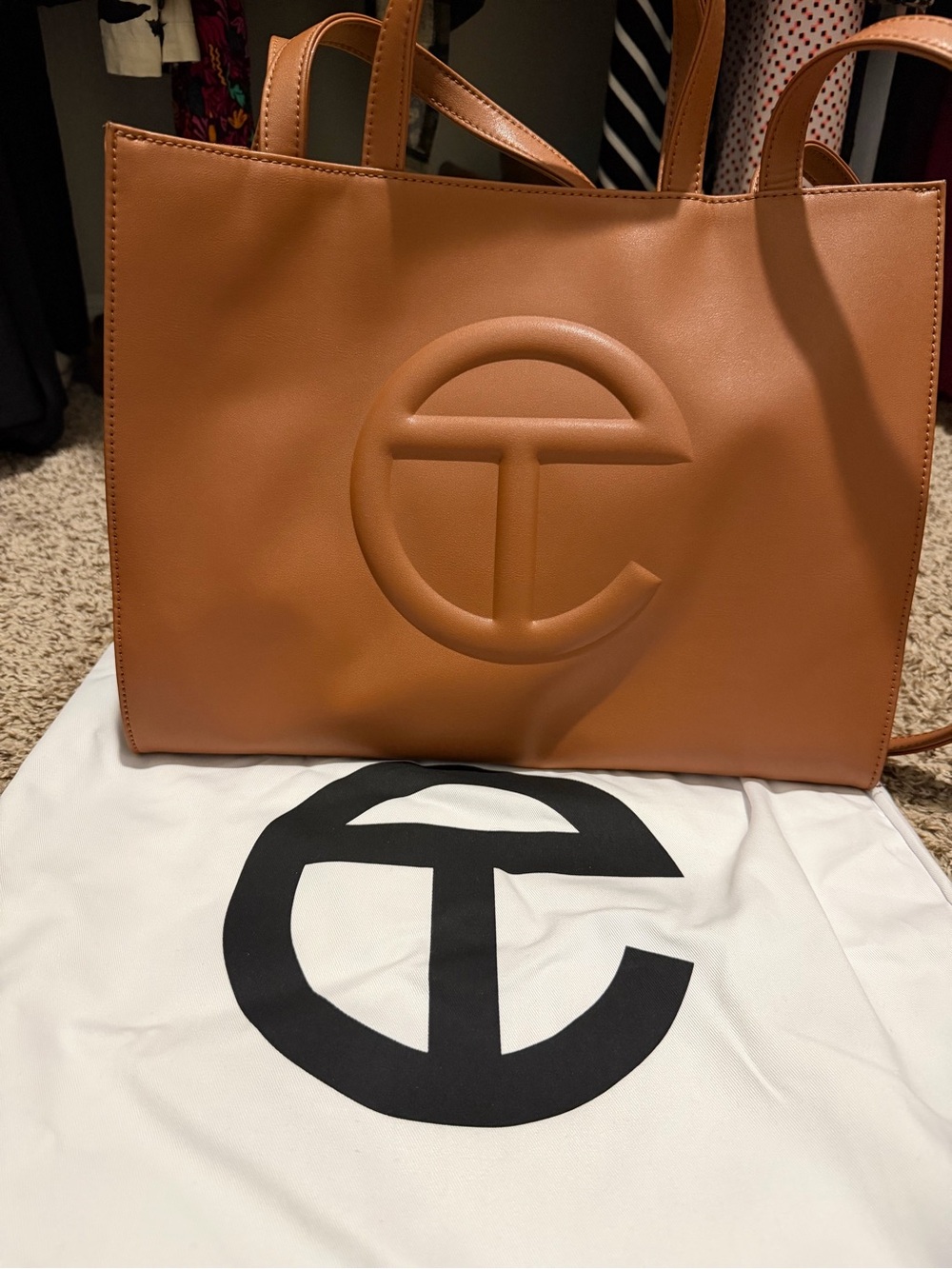 Authentic Telfar Medium Shopping Bag Tan Vegan Leather Tote w/ Dust Bag